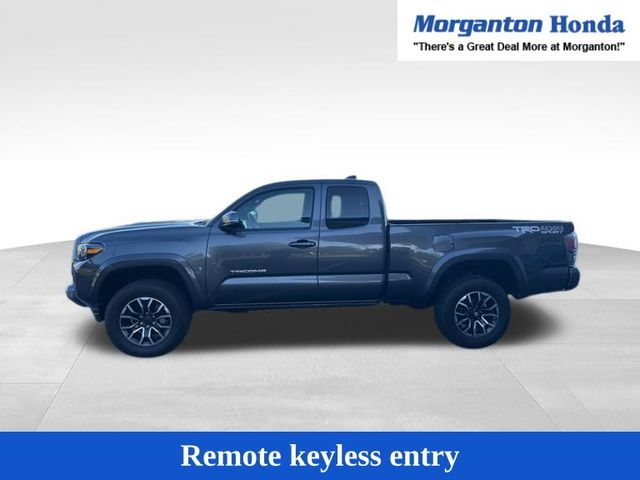 2022 Toyota Tacoma SR