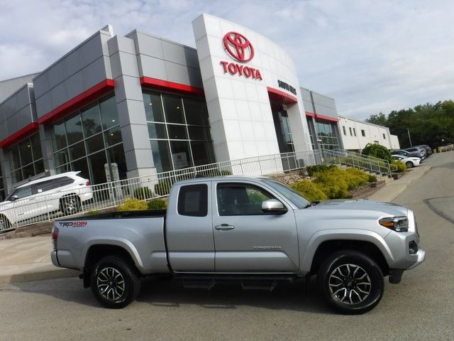 2022 Toyota Tacoma TRD Sport