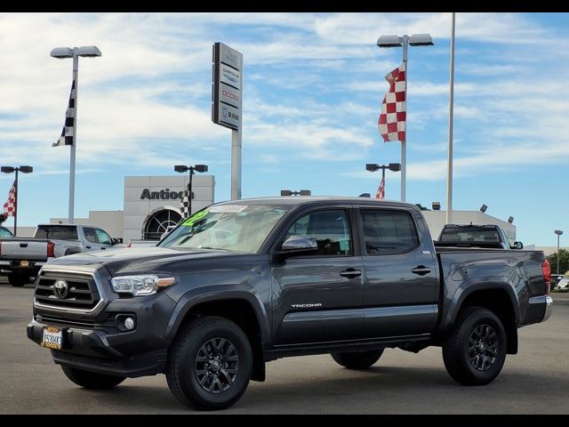 2022 Toyota Tacoma 