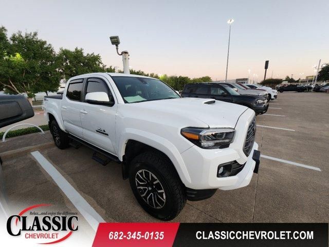 2022 Toyota Tacoma SR5