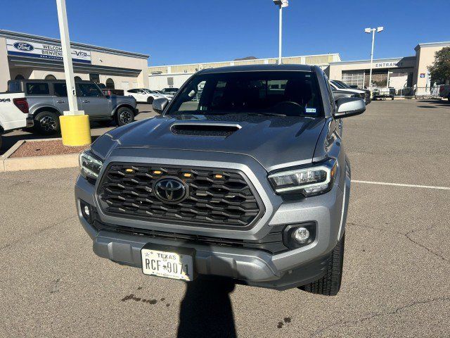 2022 Toyota Tacoma TRD Sport