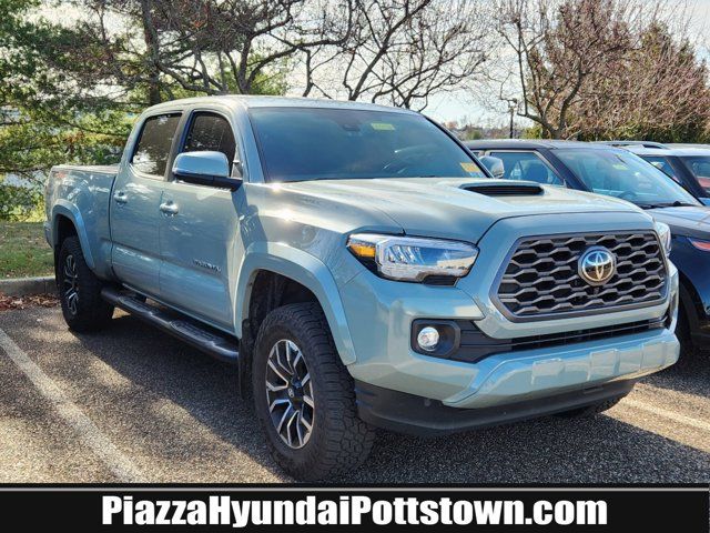 2022 Toyota Tacoma 