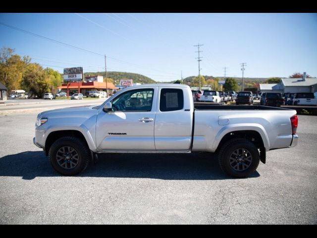 2022 Toyota Tacoma SR