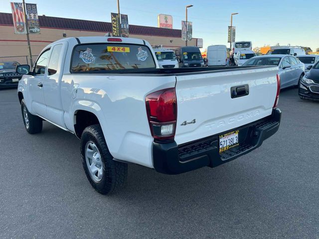 2022 Toyota Tacoma SR