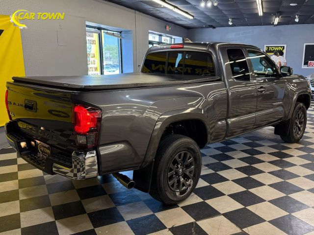 2022 Toyota Tacoma SR5