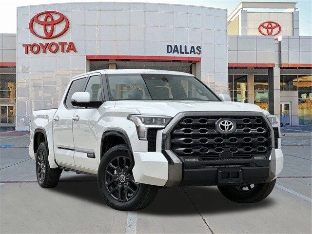 2022 Toyota Tundra Platinum