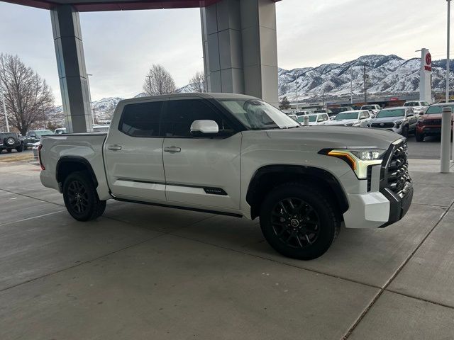 2022 Toyota Tundra Platinum