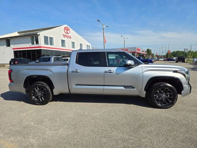 2022 Toyota Tundra Platinum