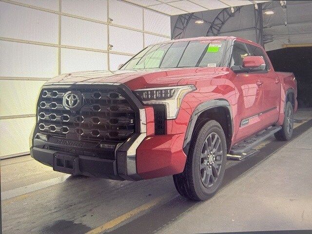 2022 Toyota Tundra Platinum