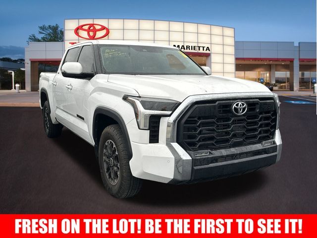 2022 Toyota Tundra SR5