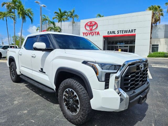 2022 Toyota Tundra SR5