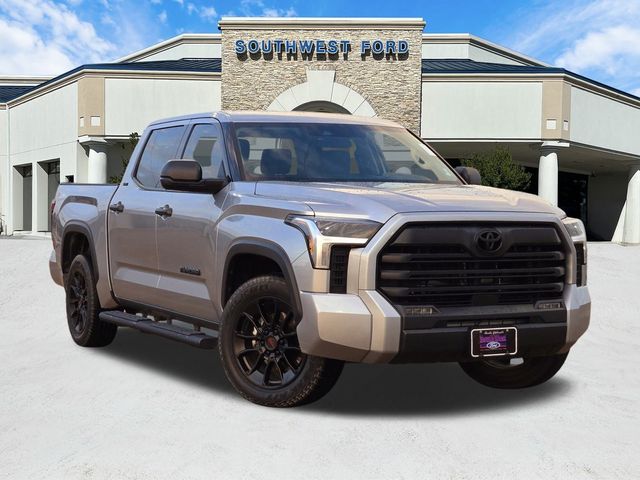 2022 Toyota Tundra SR5