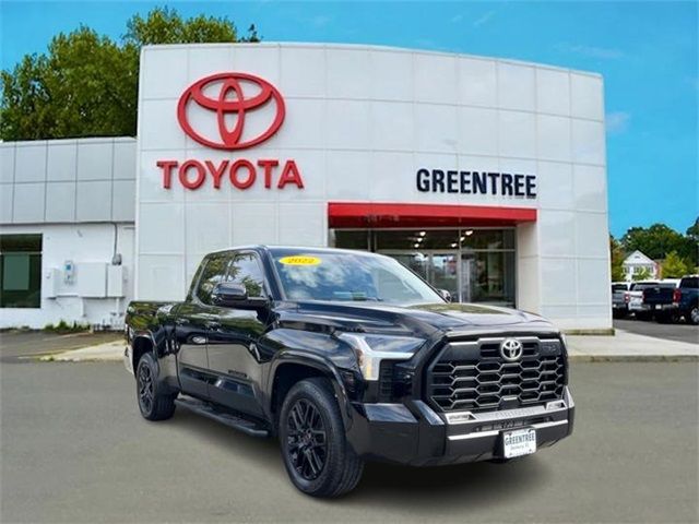 2022 Toyota Tundra SR5