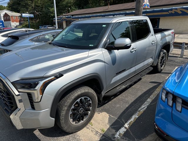 2022 Toyota Tundra SR5