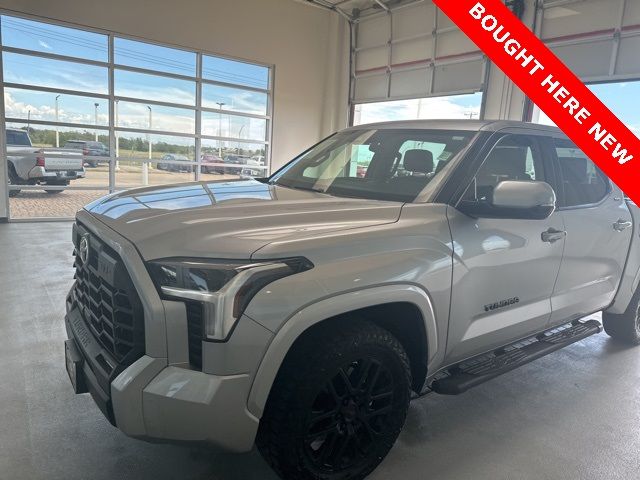 2022 Toyota Tundra SR5