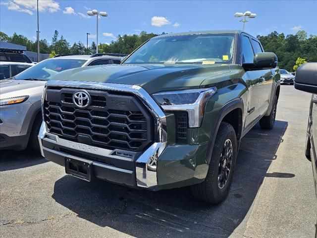 2022 Toyota Tundra SR5