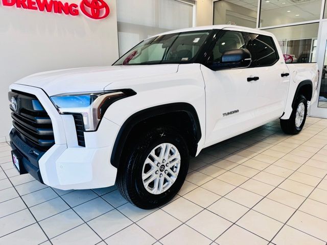 2022 Toyota Tundra SR5