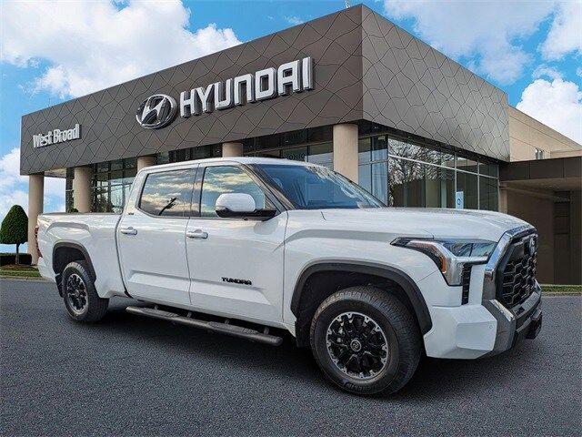 2022 Toyota Tundra SR5