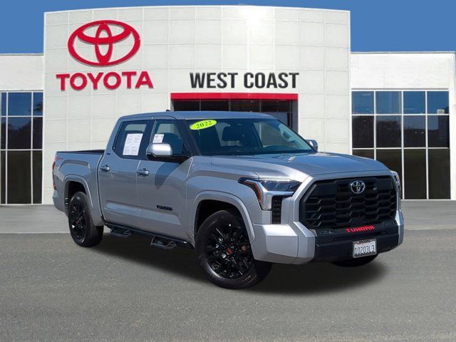 2022 Toyota Tundra SR5