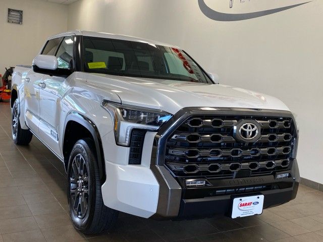 2022 Toyota Tundra Platinum