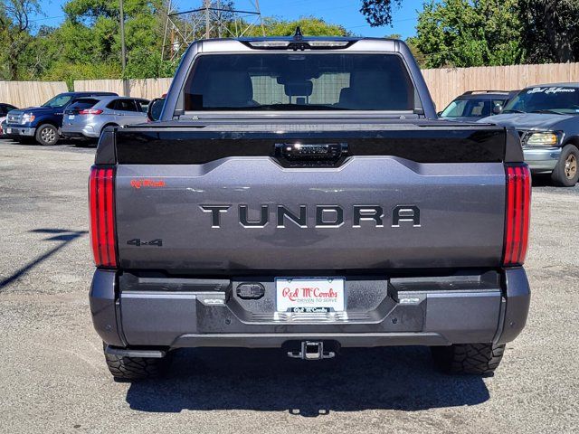 2022 Toyota Tundra 4WD Platinum Hybrid