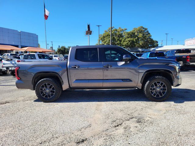 2022 Toyota Tundra 4WD Platinum Hybrid