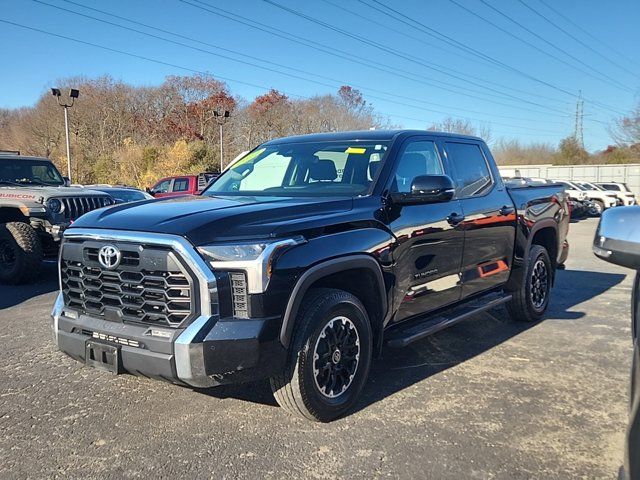 2022 Toyota Tundra SR5