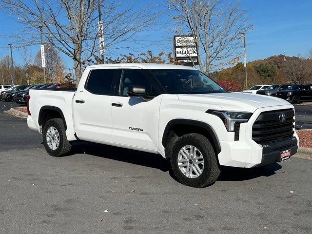 2022 Toyota Tundra SR5