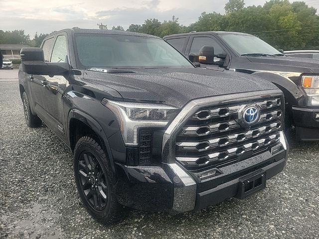 2022 Toyota Tundra 4WD Platinum Hybrid