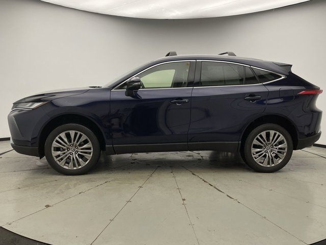 2022 Toyota Venza XLE