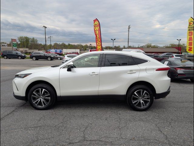2022 Toyota Venza LE