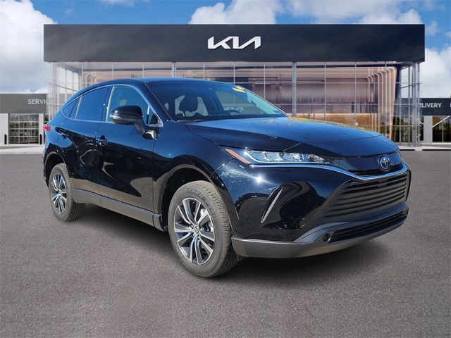 2022 Toyota Venza LE