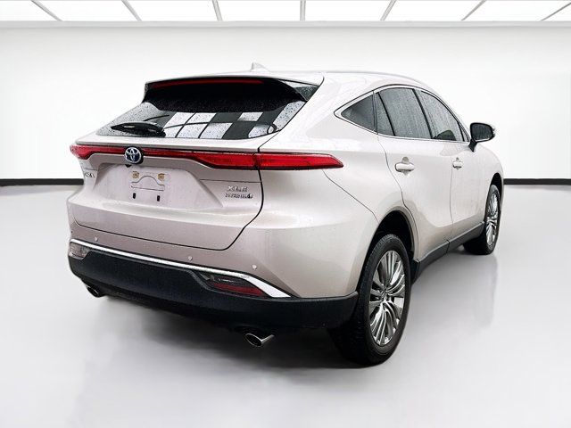 2022 Toyota Venza XLE