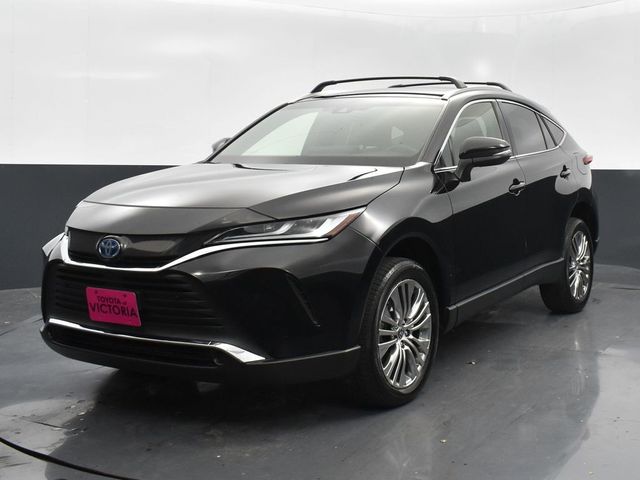 2022 Toyota Venza XLE