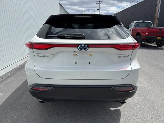 2022 Toyota Venza LE