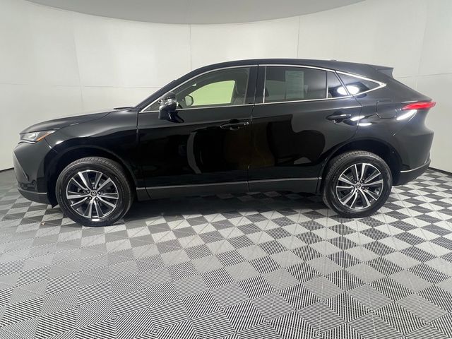 2022 Toyota Venza LE