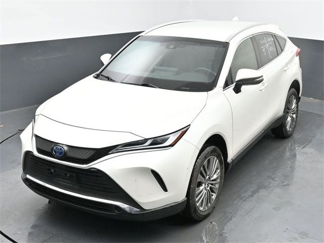 2022 Toyota Venza XLE