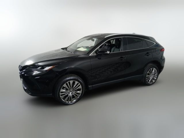 2022 Toyota Venza XLE