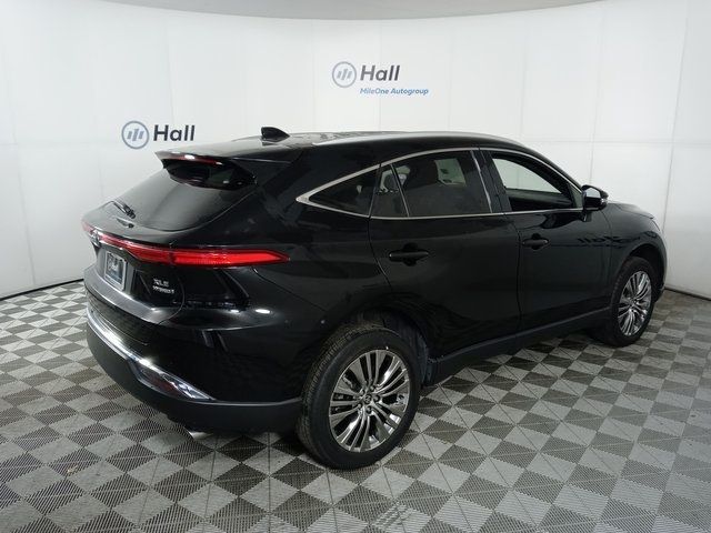2022 Toyota Venza XLE