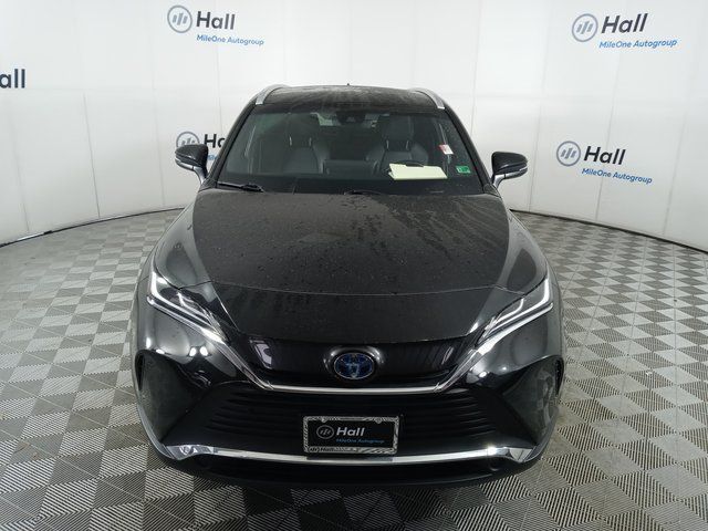 2022 Toyota Venza XLE