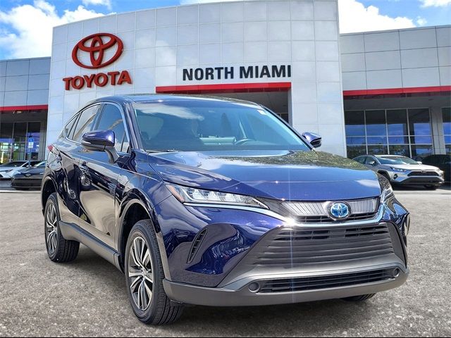2022 Toyota Venza LE
