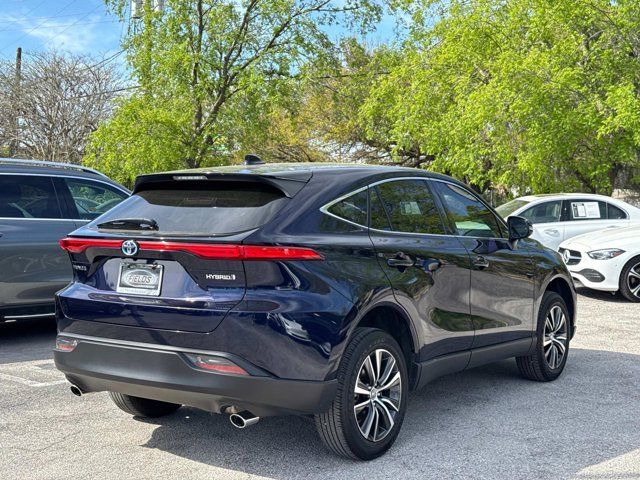 2022 Toyota Venza LE