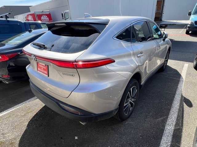 2022 Toyota Venza LE