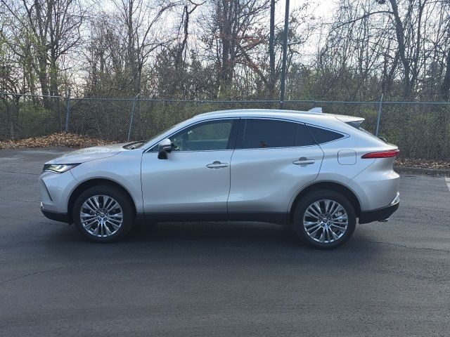 2022 Toyota Venza LE