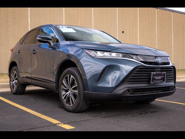 2022 Toyota Venza LE