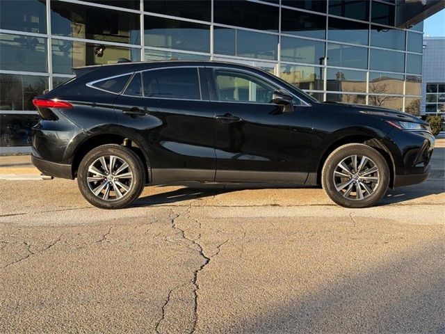 2022 Toyota Venza LE