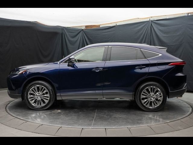 2022 Toyota Venza LE