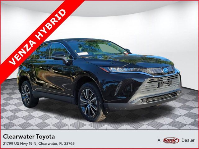 2022 Toyota Venza LE