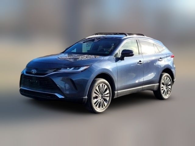 2022 Toyota Venza LE