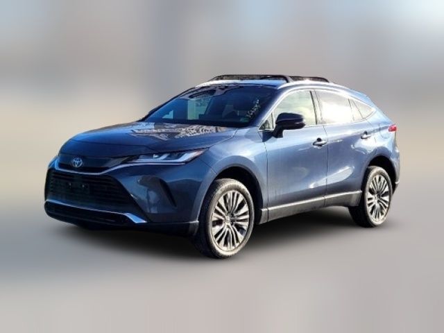 2022 Toyota Venza LE